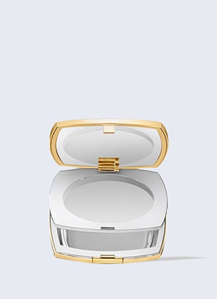 Re-Nutriv Ultra Radiance Powder Makeup Compact Case 極緻緊膚盈亮粉底SPF16/PA+++粉盒