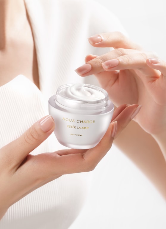 AQUA CHARGE Milky Creme